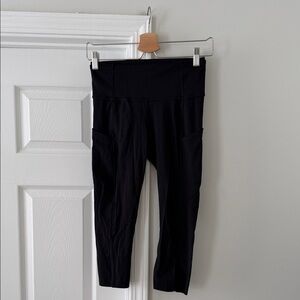 Lululemon Fast & Free High Rise Crop Legging 19” Black Pockets Size 6
